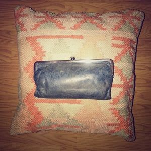 Hobo Intn’l Lauren Clutch / Wallet Cobalt Blue